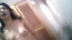 Mega Milkers Plumper Hayley Jane wypchana zdjęcia erotyczne dojrzałych kobiet swoją owłosioną cipką